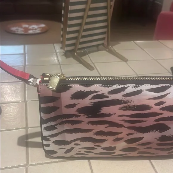 Authentic Christian Louboutin Animal Print shoulder bag - Picture 10 of 12